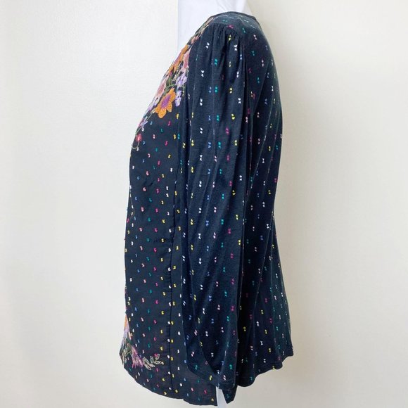 One September Floral Embroidered Blouse - Picture 5 of 9